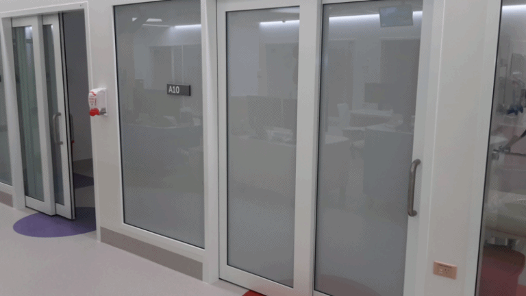 New Childrens Hospital - Switchglass Off & On