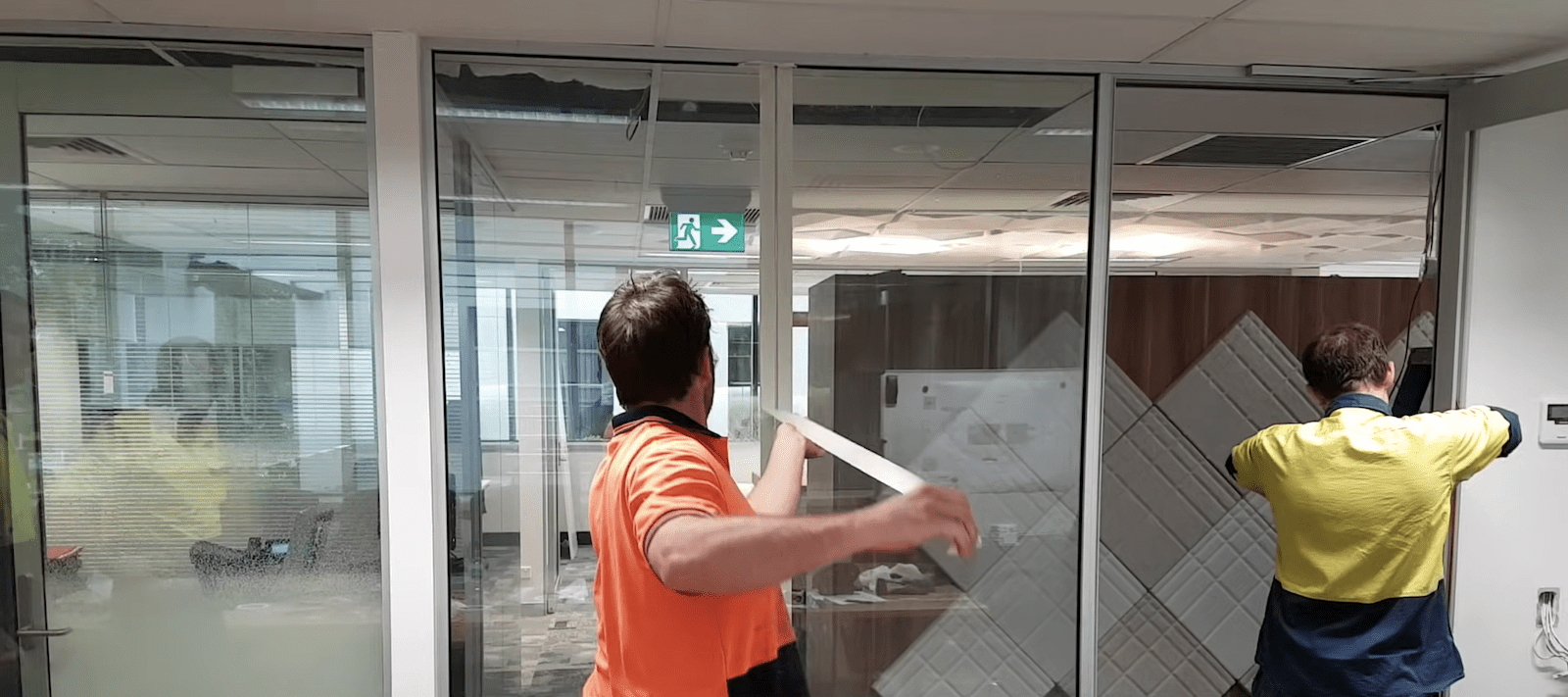 glazier man removing smart tint vs switch glass